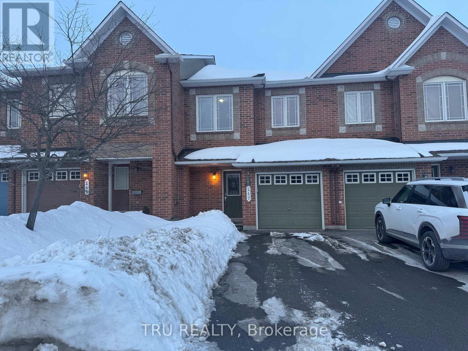 247 HUNTERBROOK STREET, Ottawa, Ontario