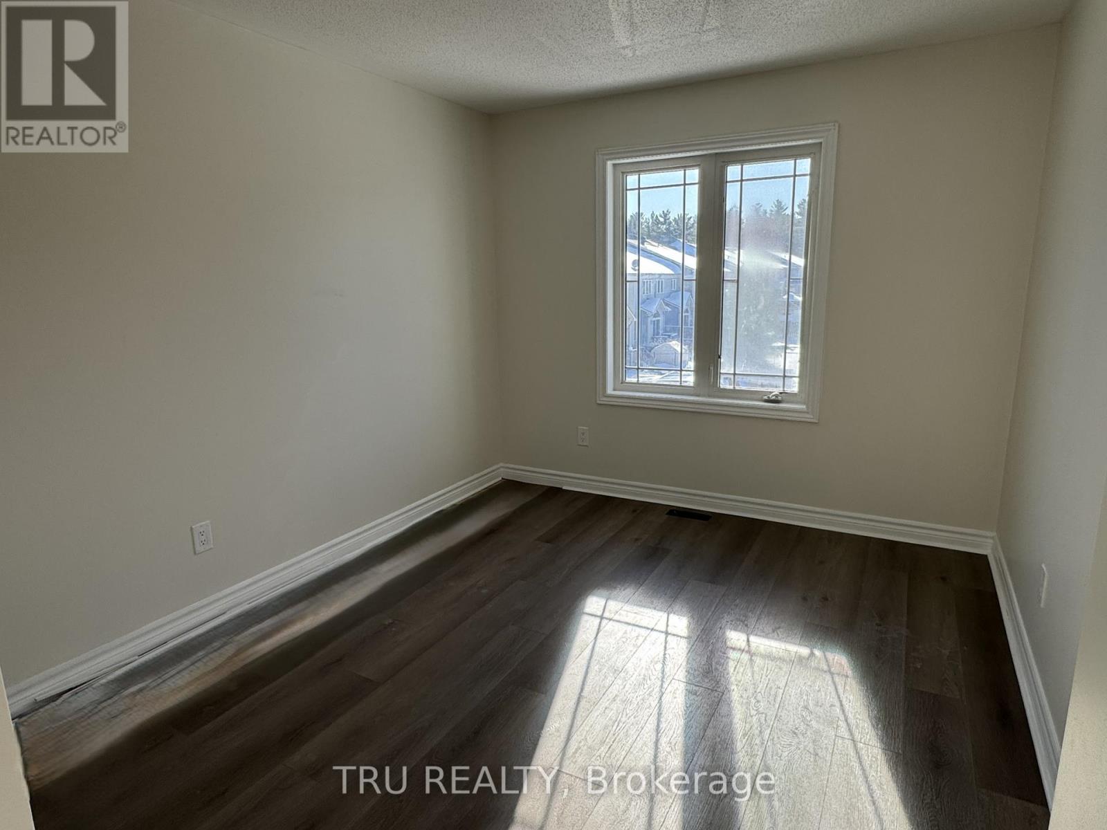 247 Hunterbrook Street, Ottawa, Ontario  K2K 0E5 - Photo 10 - X12790866