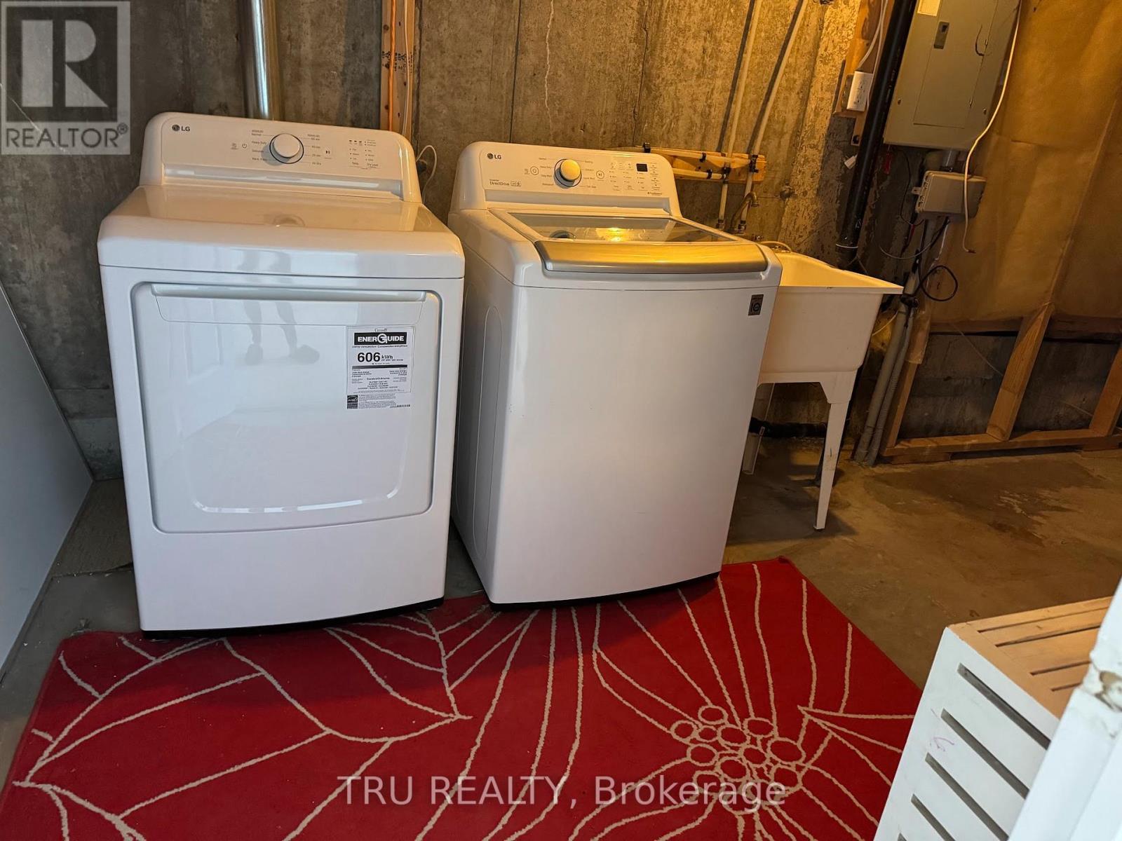 247 Hunterbrook Street, Ottawa, Ontario  K2K 0E5 - Photo 17 - X12790866