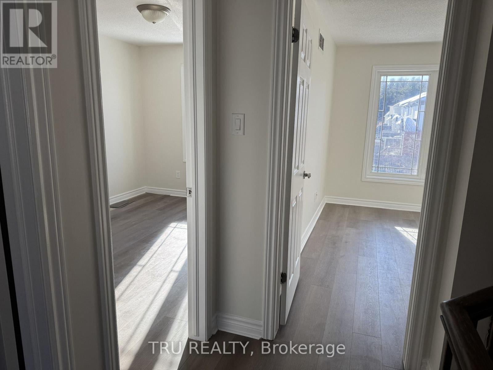 247 Hunterbrook Street, Ottawa, Ontario  K2K 0E5 - Photo 8 - X12790866