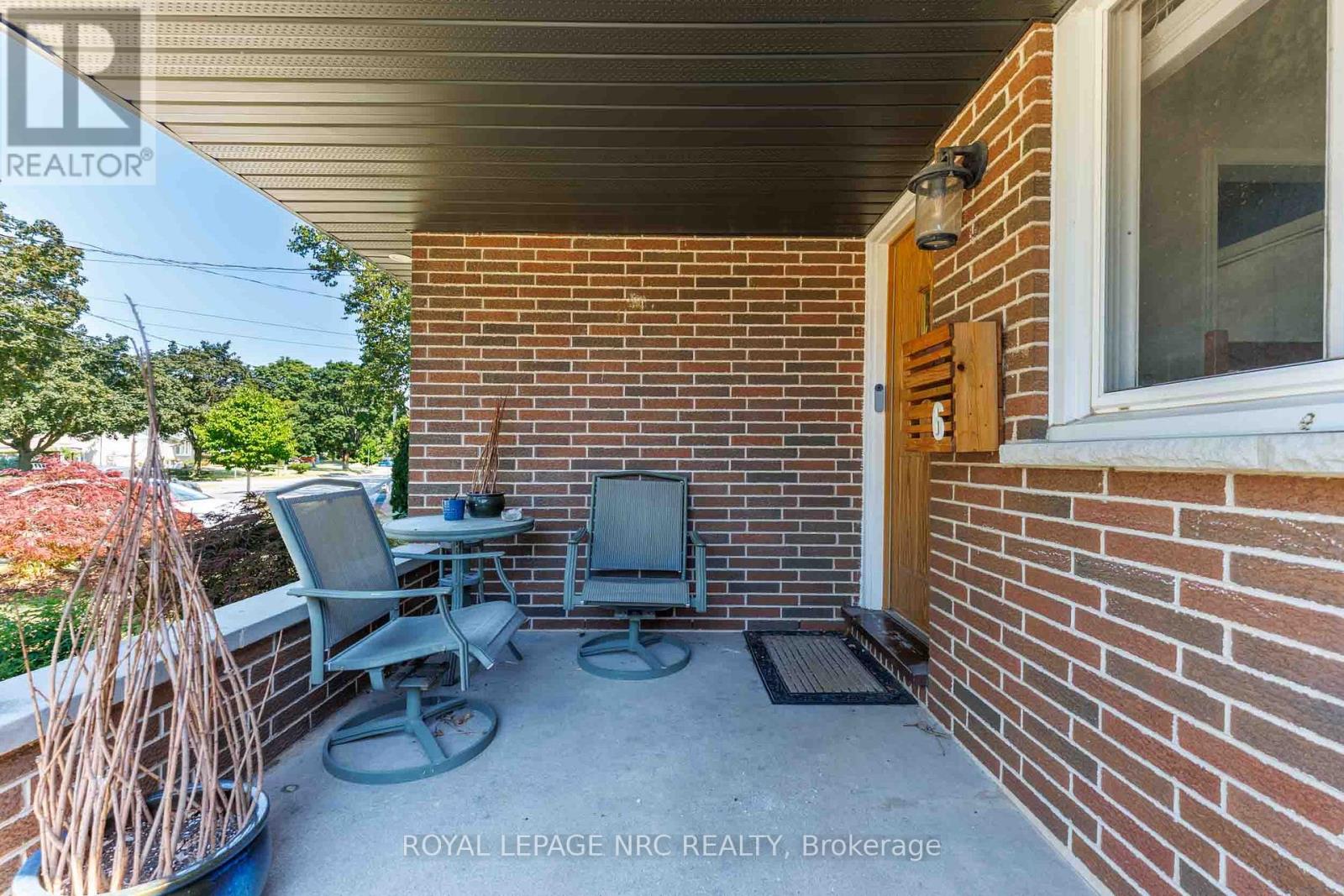 6 Croydon Drive, St. Catharines, Ontario  L2M 1J2 - Photo 4 - X12790860