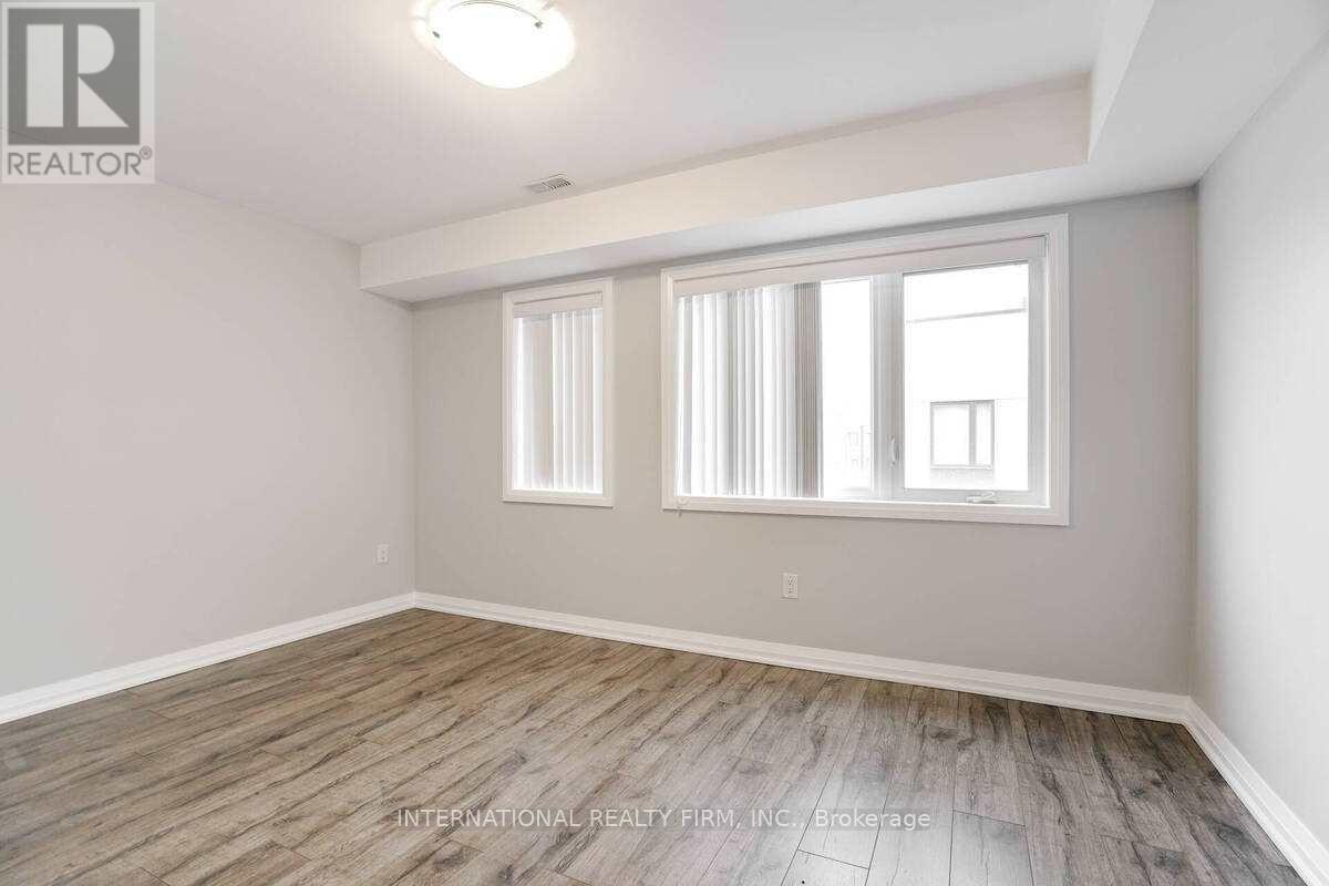 11 Locust Lodge Gardens, Toronto, Ontario  M3K 0B2 - Photo 20 - W12790858