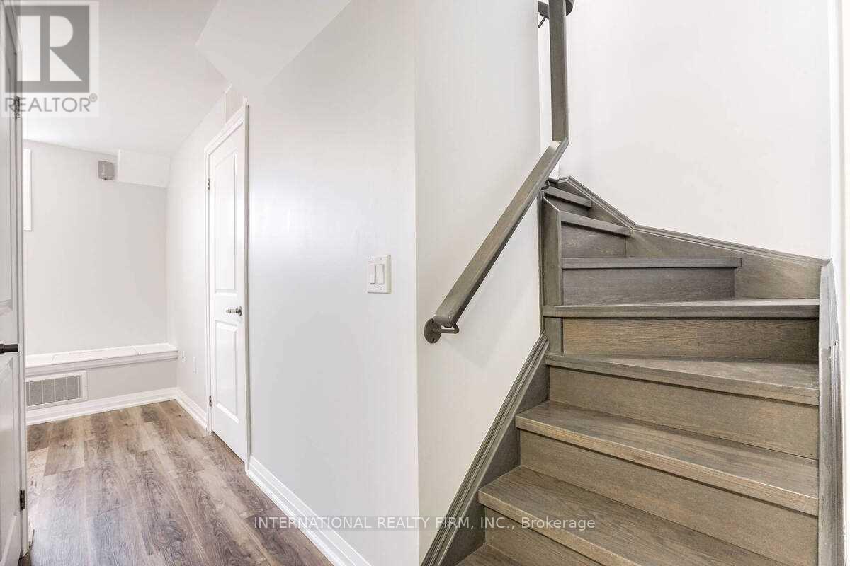 11 Locust Lodge Gardens, Toronto, Ontario  M3K 0B2 - Photo 26 - W12790858