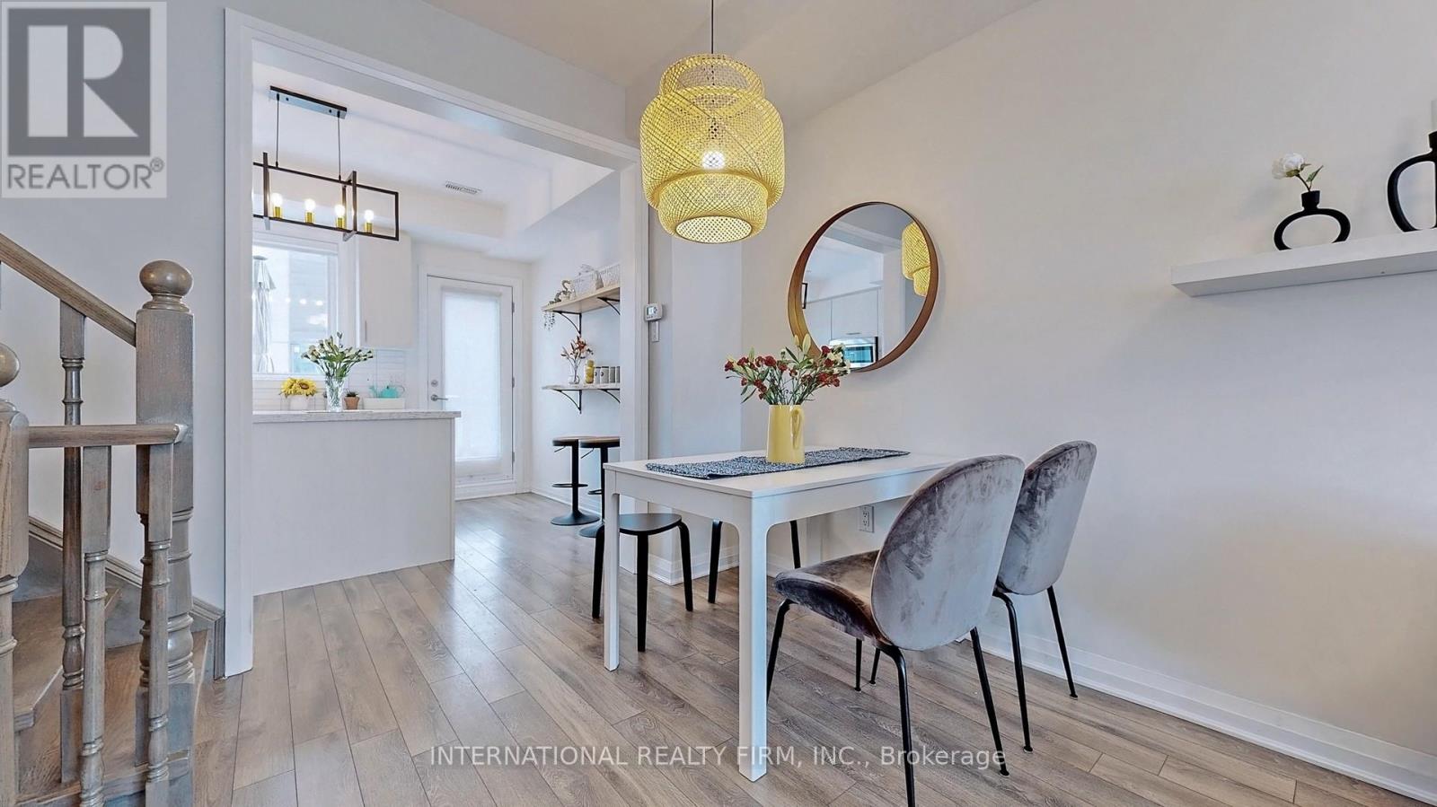 11 Locust Lodge Gardens, Toronto, Ontario  M3K 0B2 - Photo 9 - W12790858