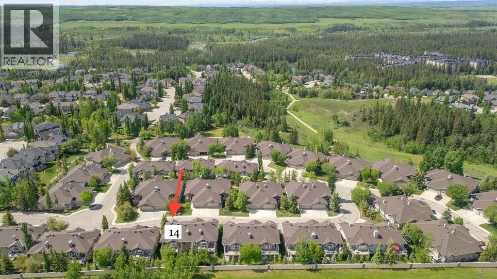14 Discovery Woods Villas Sw, Calgary, Alberta  T3H 5A6 - Photo 3 - A2273726