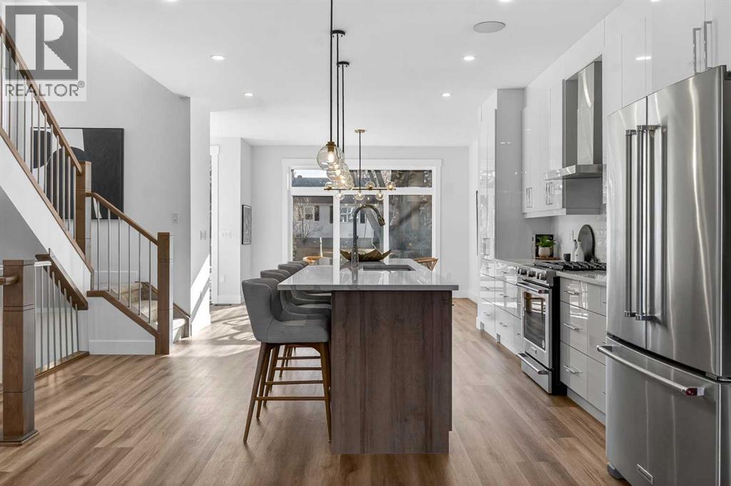 430 33 Avenue Nw, Calgary, Alberta  T2K 0B4 - Photo 11 - A2279604