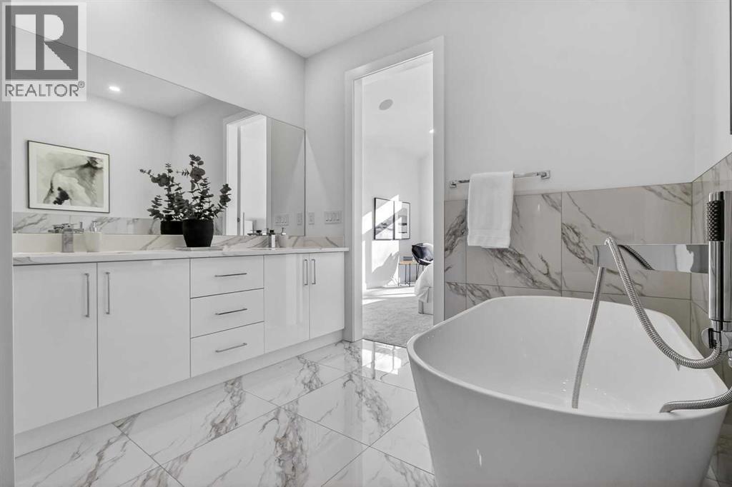 430 33 Avenue Nw, Calgary, Alberta  T2K 0B4 - Photo 37 - A2279604