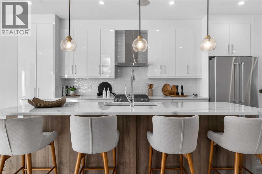 430 33 Avenue Nw, Calgary, Alberta  T2K 0B4 - Photo 8 - A2279604