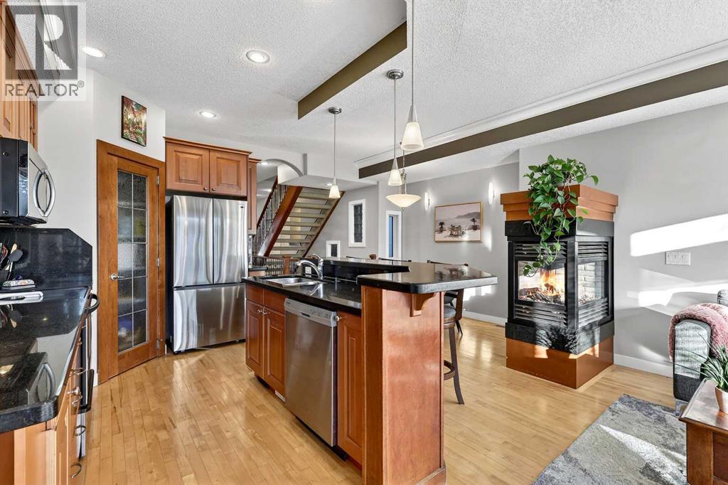 2410 35 Street Sw, Calgary, Alberta  T3E 2Y1 - Photo 10 - A2285066