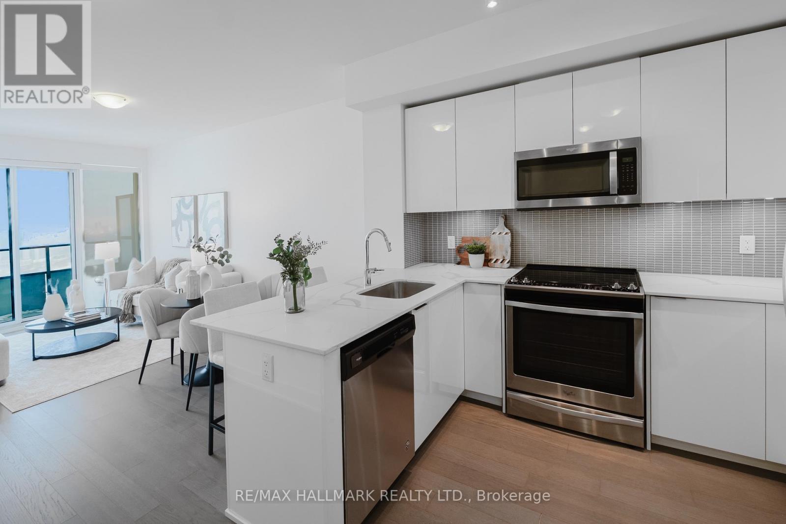 3905 - 20 Shore Breeze Drive, Toronto, Ontario  M8V 0C7 - Photo 10 - W12790872