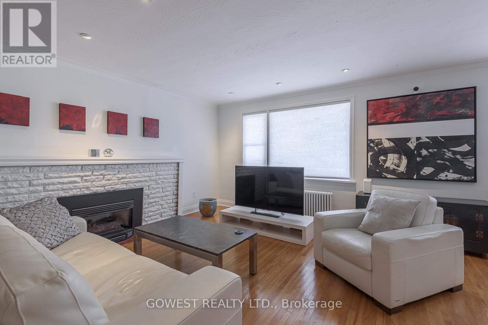 2 - 4613 Dundas Street W, Toronto, Ontario  M9A 1A3 - Photo 3 - W12790876