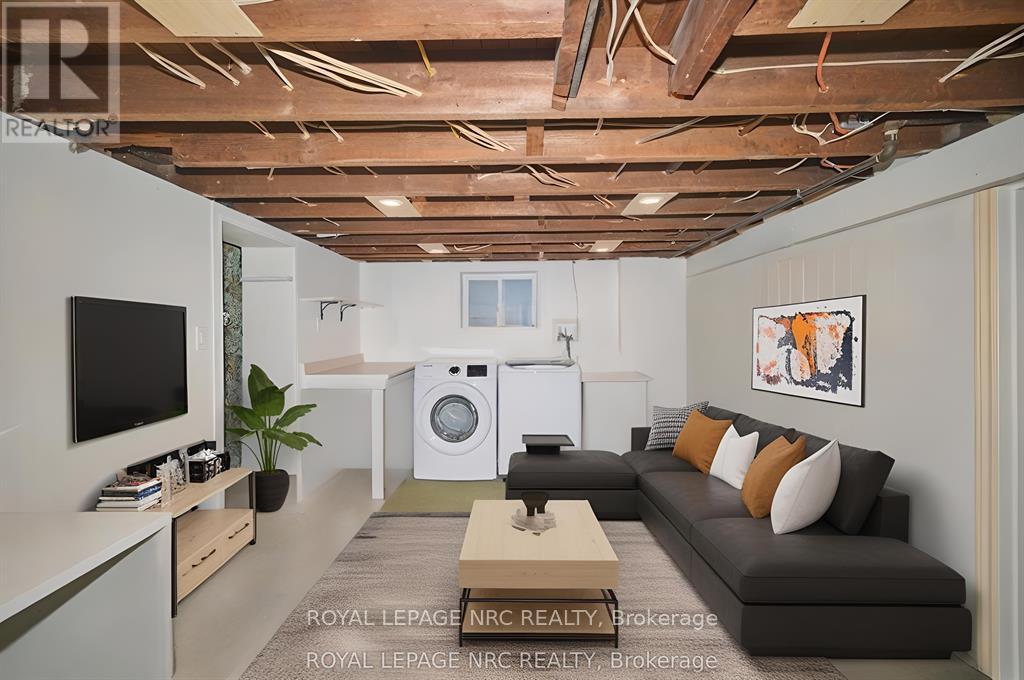 92 Dufferin Street, St. Catharines, Ontario  L2R 1Z8 - Photo 11 - X12790886