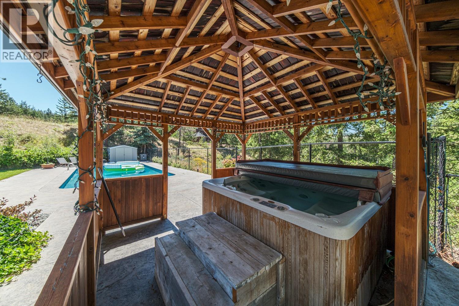 2615 Harvard Road, Kelowna, British Columbia  V1W 4C2 - Photo 54 - 10366067