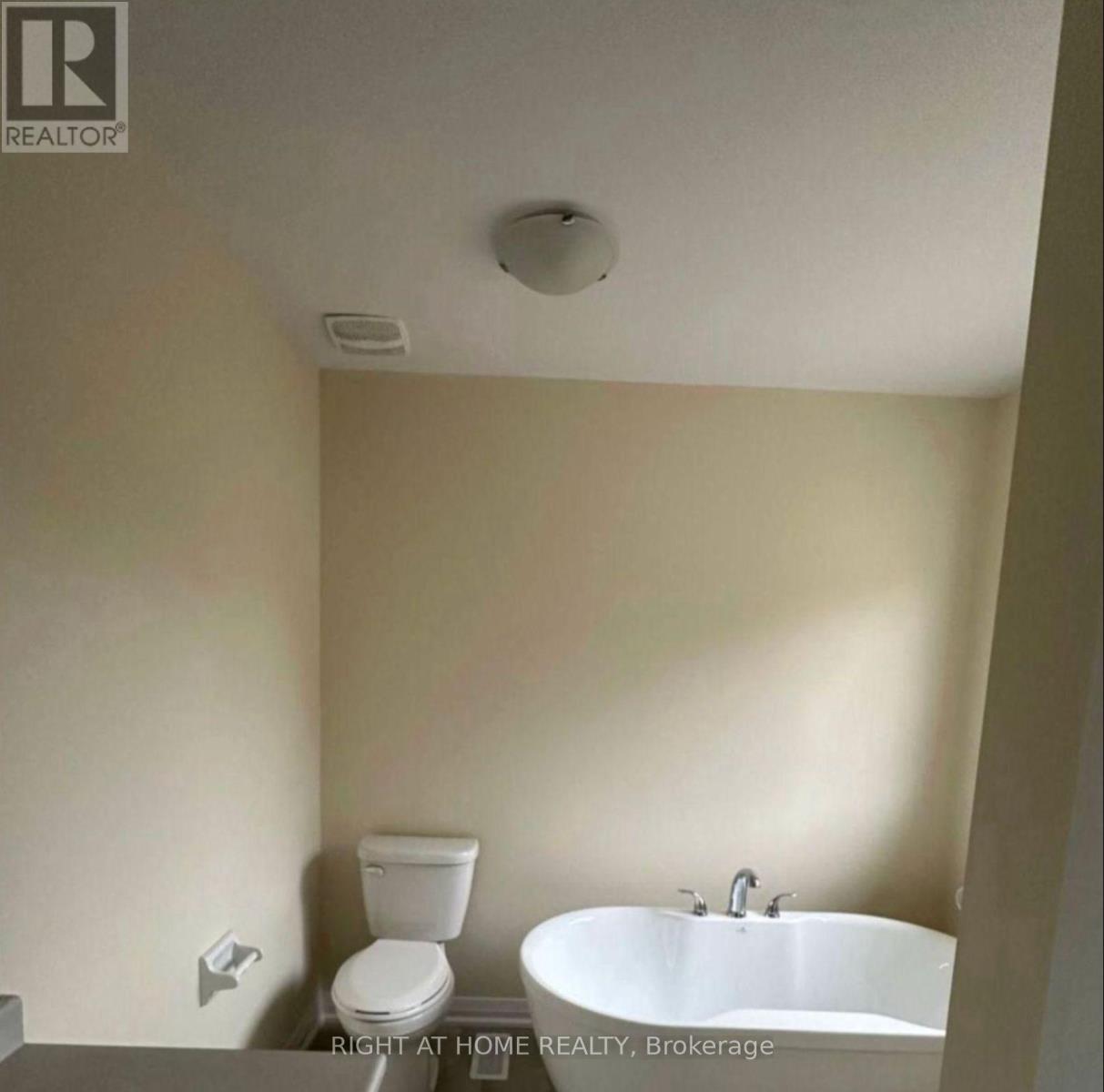 5 Revol Road, Penetanguishene, Ontario  L9M 1N8 - Photo 19 - S12790894