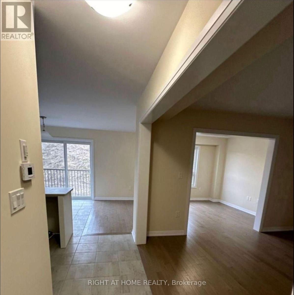 5 Revol Road, Penetanguishene, Ontario  L9M 1N8 - Photo 3 - S12790894