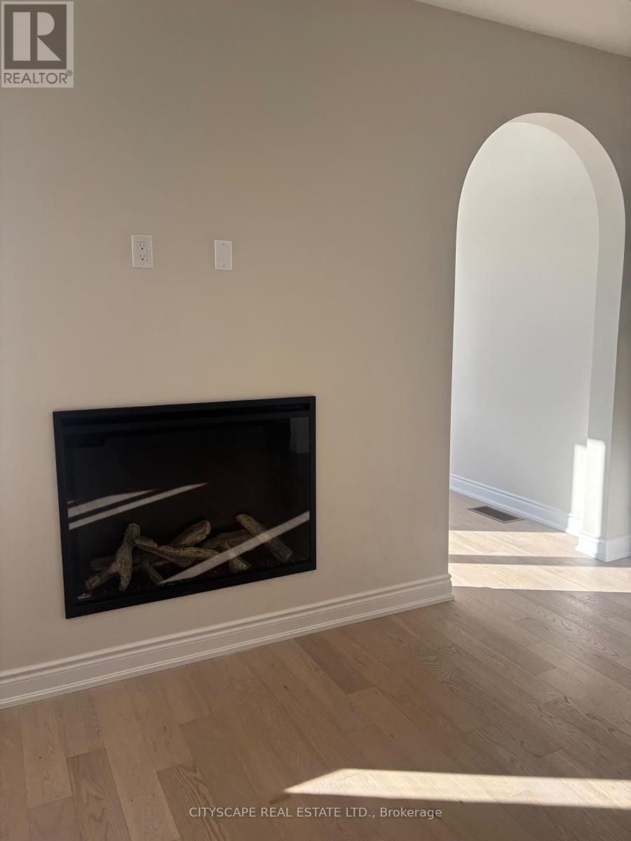 1236 Queens Plate Road, Oakville, Ontario  L6M 5M3 - Photo 11 - W12532896