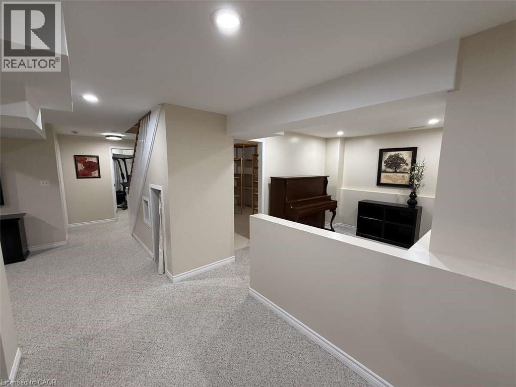 156 Lynnette Drive, Hamilton, Ontario  L9B 2P7 - Photo 32 - 40805414