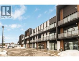 5 WAKE ROBIN Drive Unit# 305, kitchener, Ontario