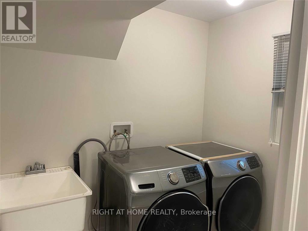 12 Pony Farm Drive, Toronto (Willowridge-Martingrove-Richview), Ontario  M9R 0B3 - Photo 32 - W12790274