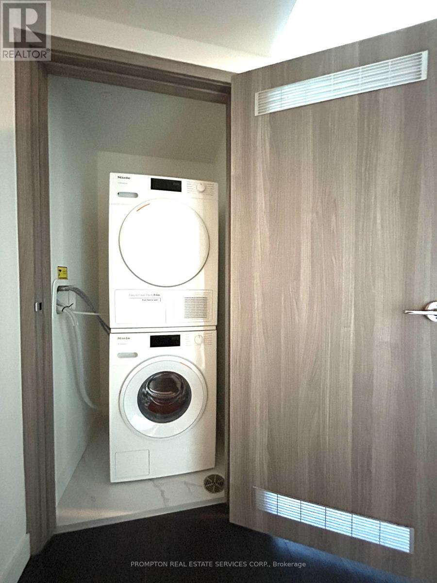 916 - 1 Concord Cityplace Way, Toronto, Ontario  M5V 0X3 - Photo 10 - C12790902