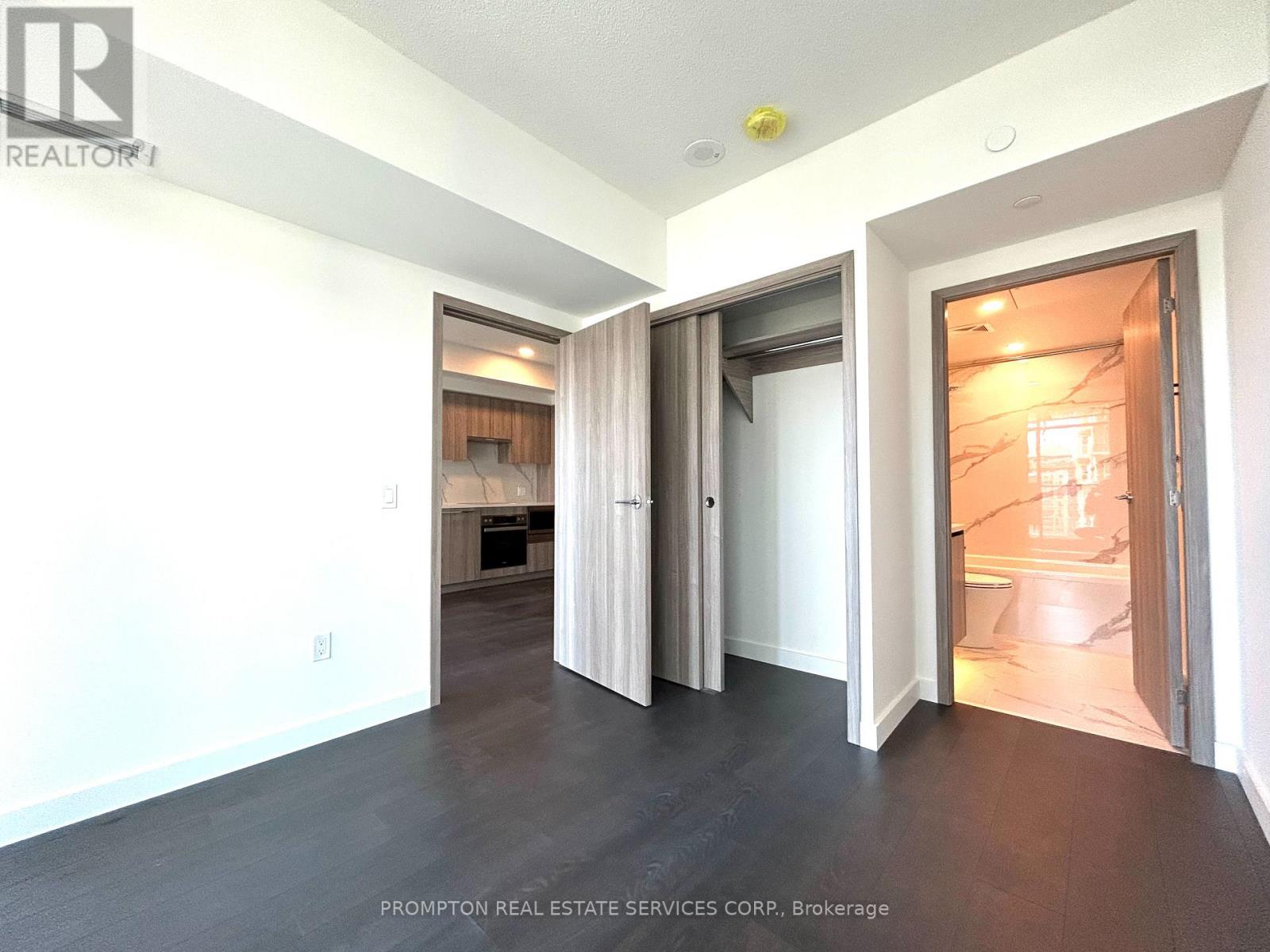 916 - 1 Concord Cityplace Way, Toronto, Ontario  M5V 0X3 - Photo 5 - C12790902