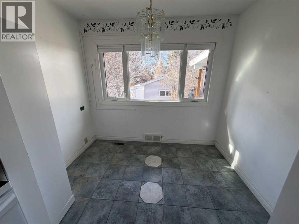 1036 12a Street S, Lethbridge, Alberta  T1K 1R4 - Photo 7 - A2286602