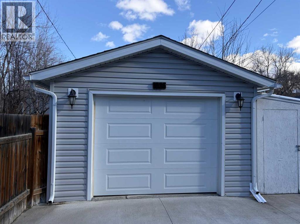 1036 12a Street S, Lethbridge, Alberta  T1K 1R4 - Photo 18 - A2286602