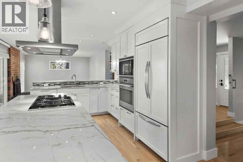 15 Oakmount Place Sw, Calgary, Alberta  T2V 4Y2 - Photo 11 - A2278767