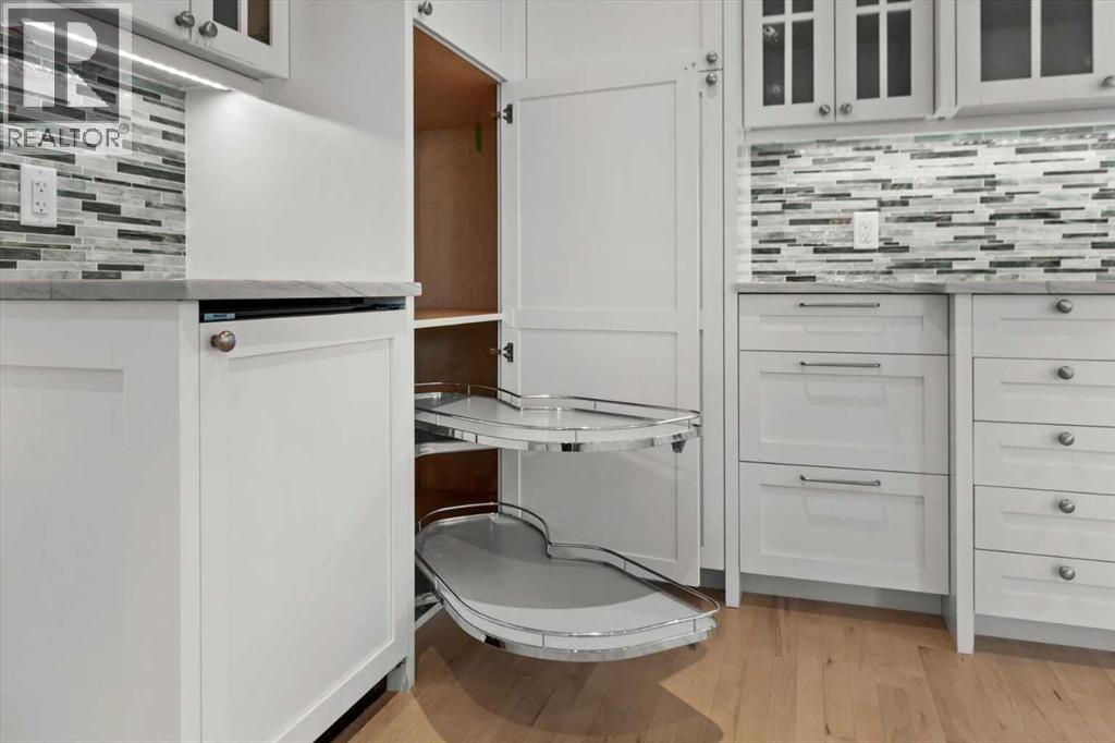 15 Oakmount Place Sw, Calgary, Alberta  T2V 4Y2 - Photo 15 - A2278767