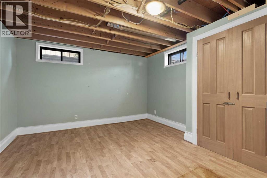 15 Oakmount Place Sw, Calgary, Alberta  T2V 4Y2 - Photo 32 - A2278767