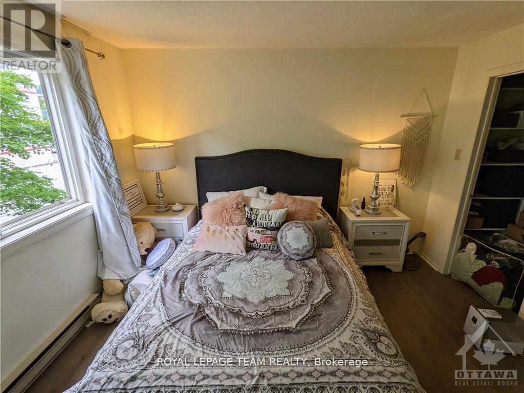 250 Brittany Drive, Ottawa, Ontario  K1K 4M1 - Photo 10 - X12790908