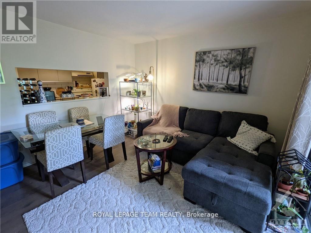 250 Brittany Drive, Ottawa, Ontario  K1K 4M1 - Photo 9 - X12790908
