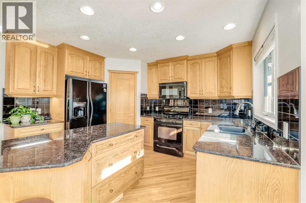 7 Chapala Terrace Se, Calgary, Alberta  T2X 3V8 - Photo 11 - A2286076