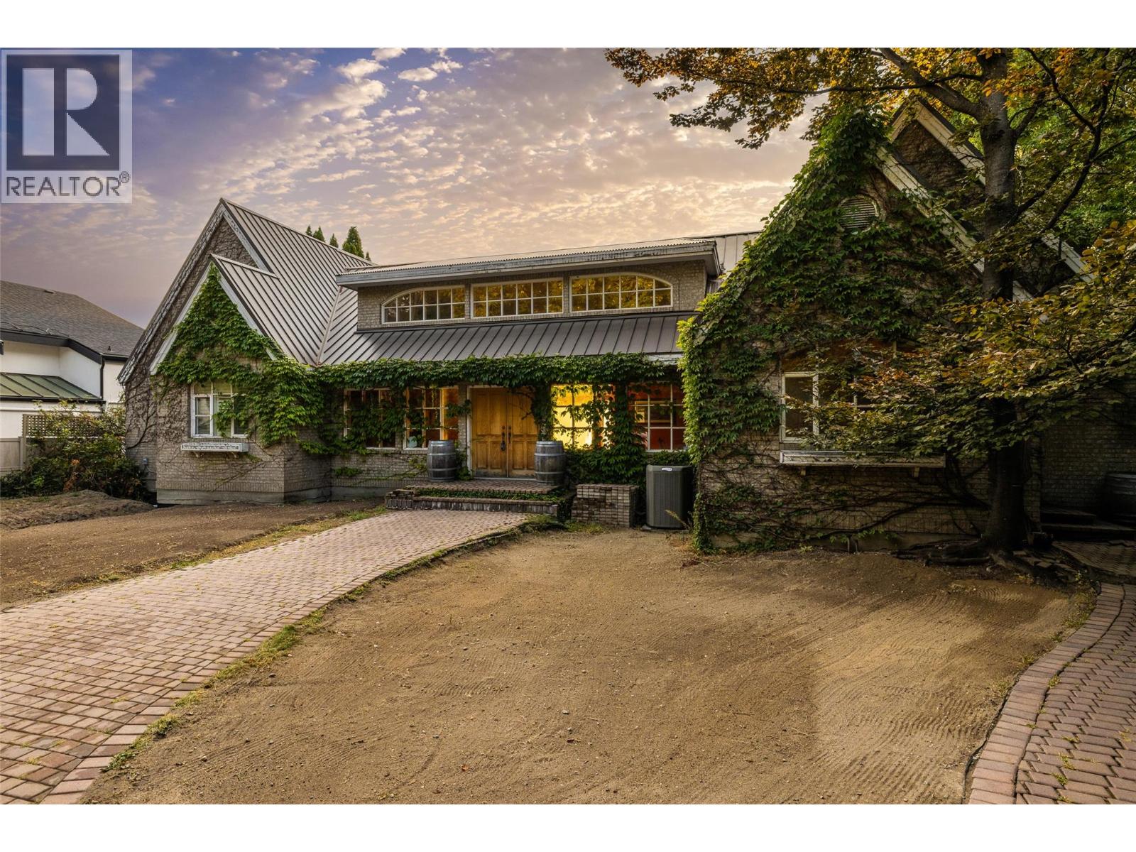 4614 Fuller Road, Kelowna, British Columbia