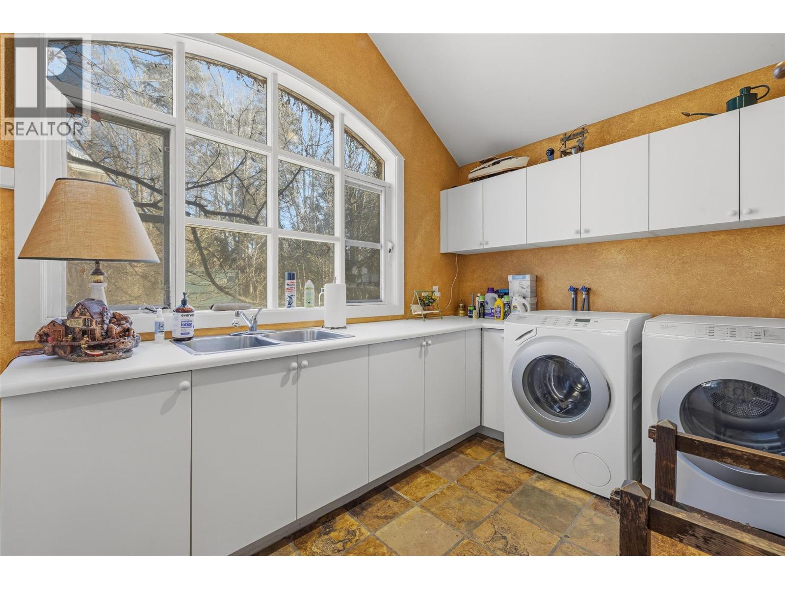 4614 Fuller Road, Kelowna, British Columbia  V1W 1Z7 - Photo 33 - 10365464