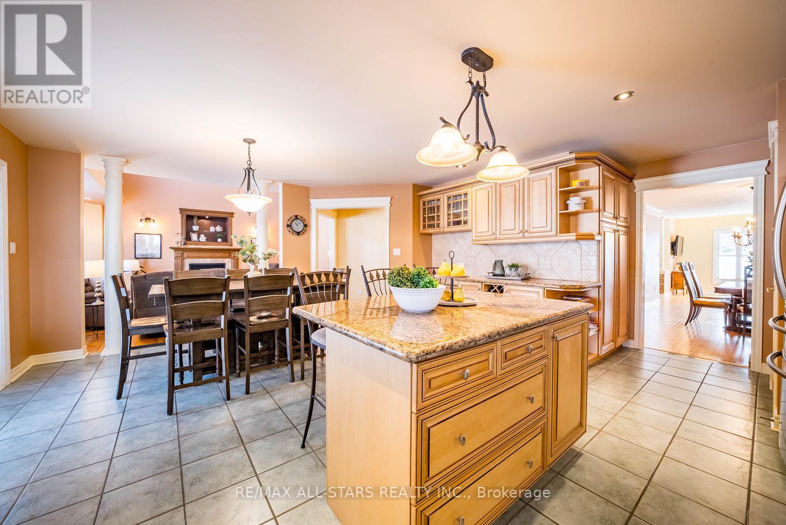 102 Dawnhill Avenue, Oshawa, Ontario  L1J 8G4 - Photo 19 - E12790906