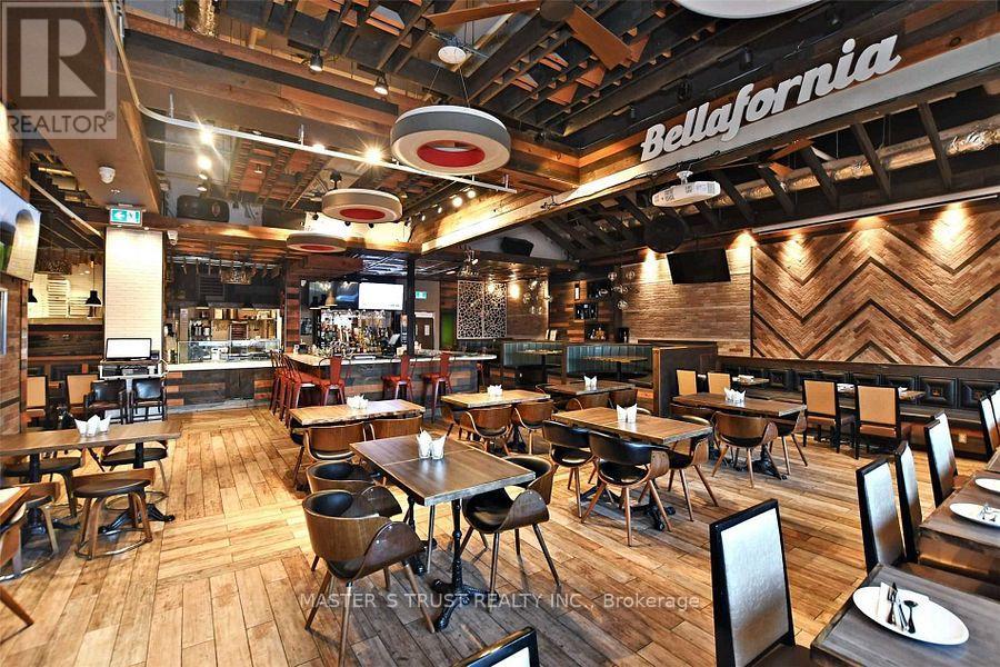 9 &106 - 7181 Yonge Street, Markham, Ontario  L3T 0C7 - Photo 3 - N12790910