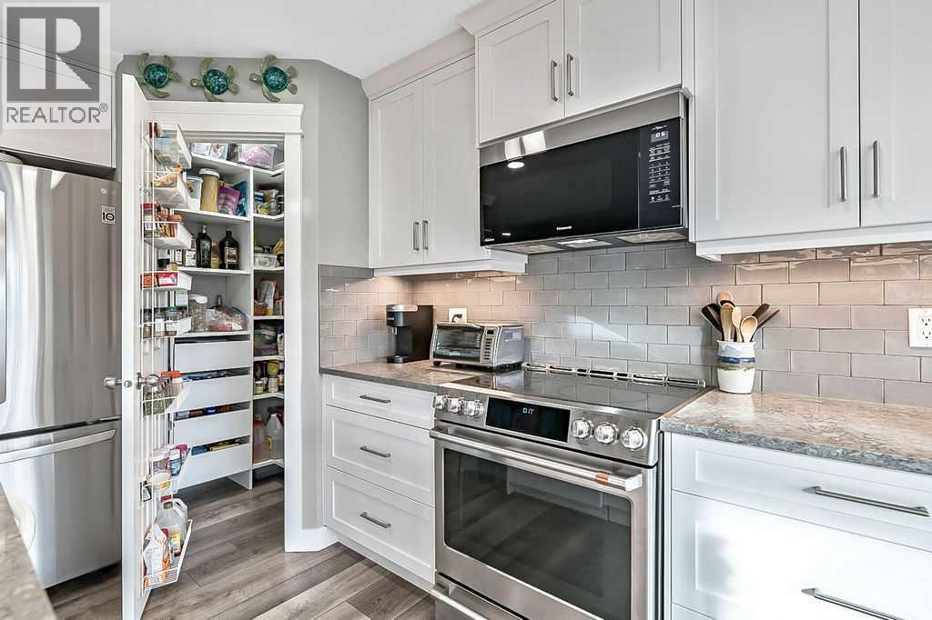 115 Cougarstone Square Sw, Calgary, Alberta  T3H 5J4 - Photo 11 - A2286206