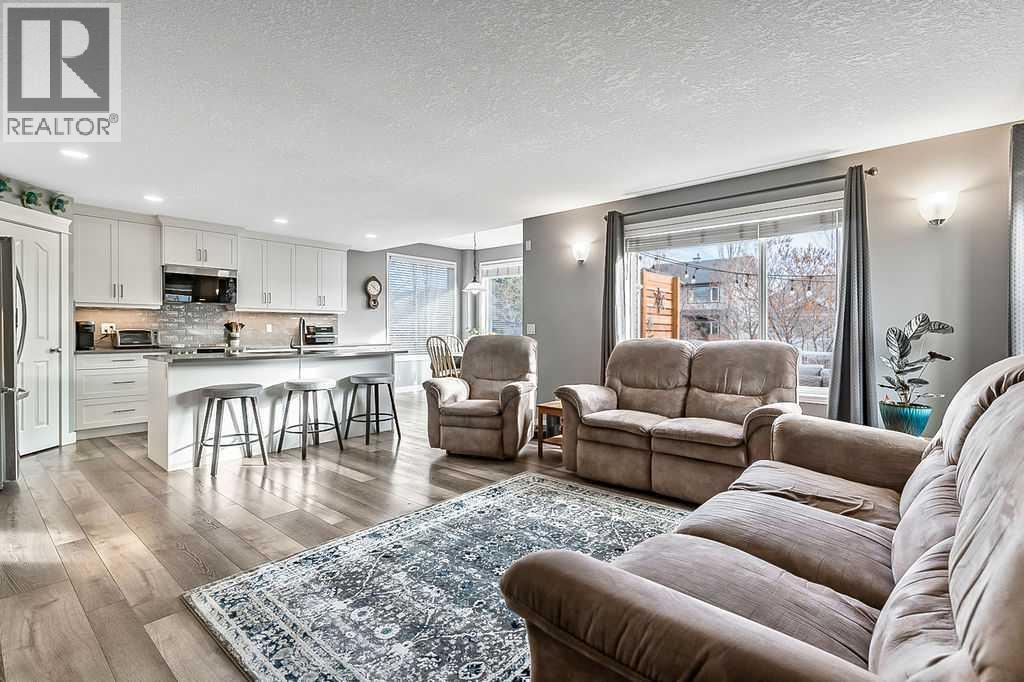 115 Cougarstone Square Sw, Calgary, Alberta  T3H 5J4 - Photo 15 - A2286206