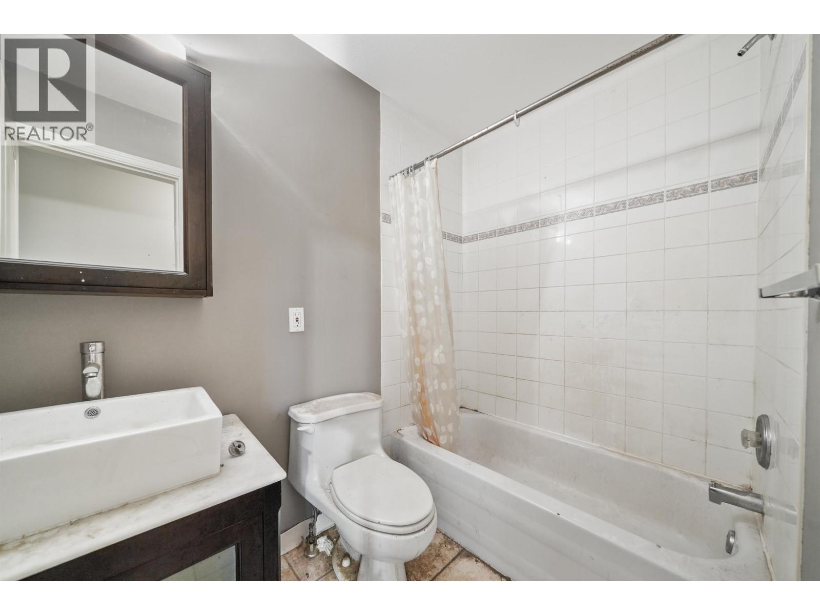 3 1615 Shaughnessy Street, Port Coquitlam, British Columbia  V3C 6K9 - Photo 6 - R3085991