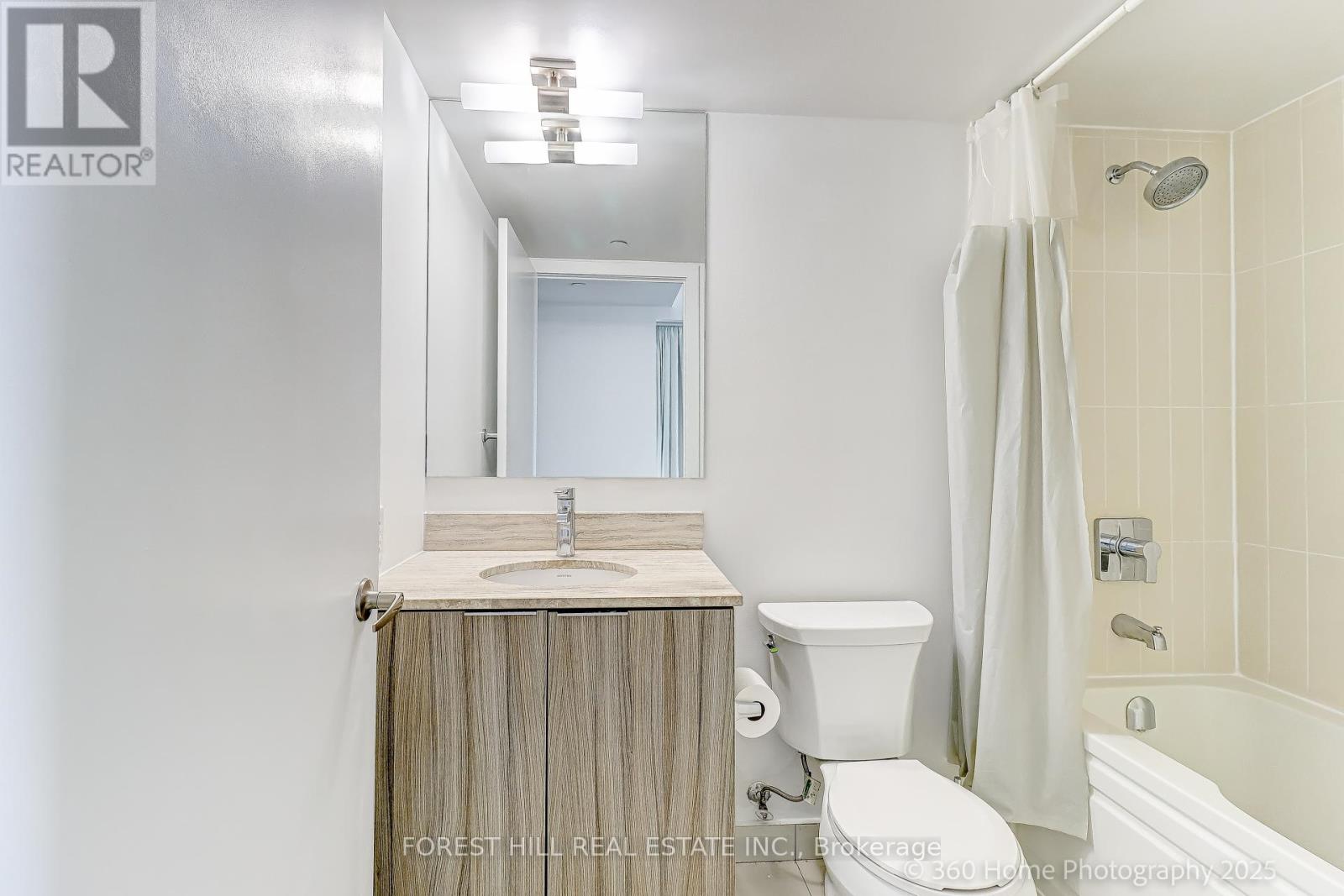 2103 - 955 Bay Street, Toronto (Bay Street Corridor), Ontario  M5S 0C6 - Photo 32 - C12784730