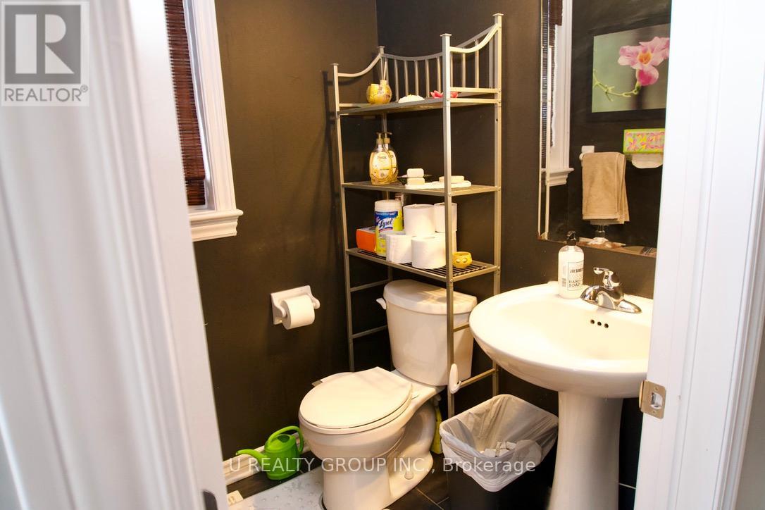 513 Egret Way, Ottawa, Ontario  K2C 3H2 - Photo 4 - X12790924