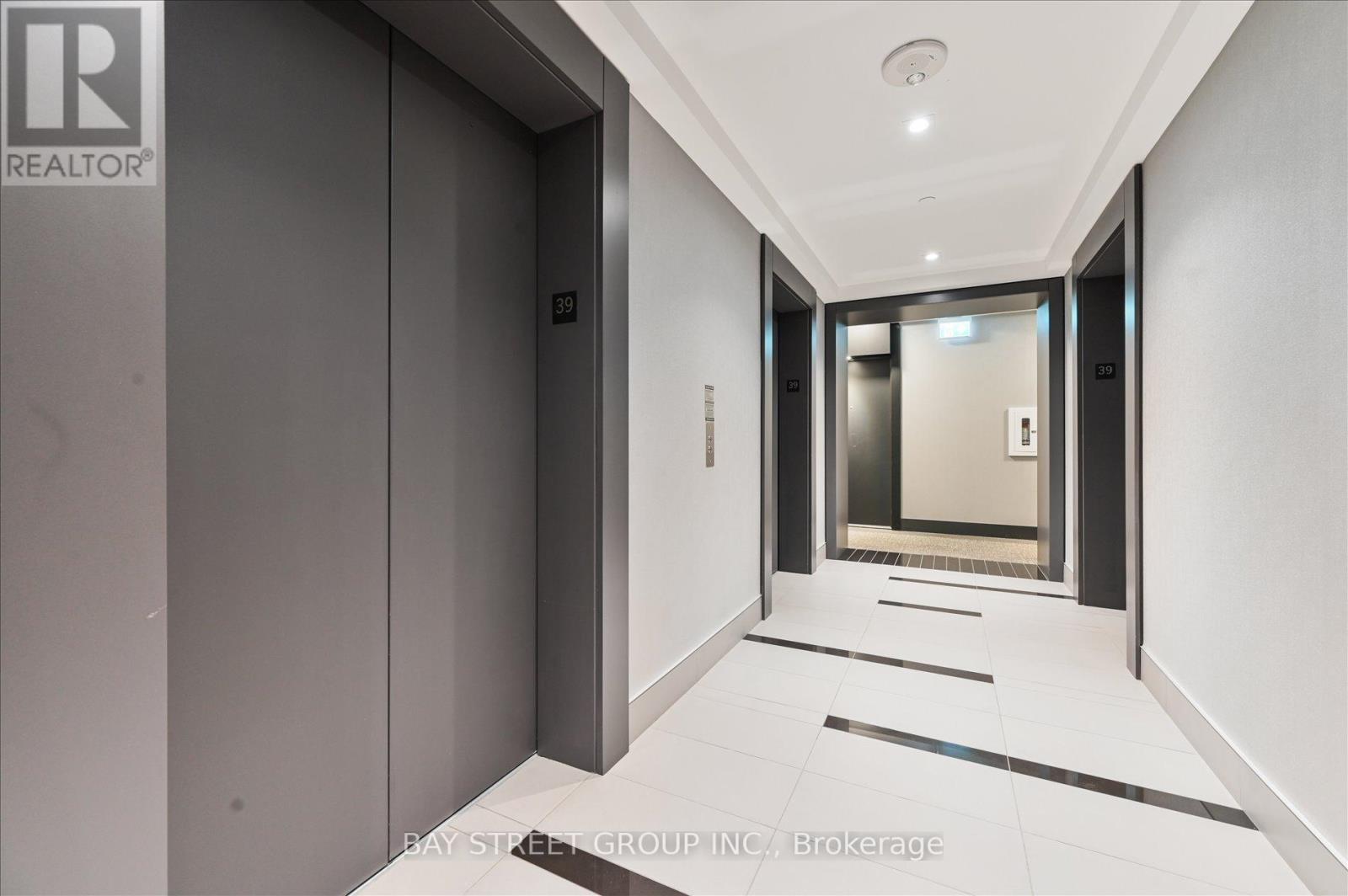 3909 - 403 Church Street, Toronto, Ontario  M4Y 2C2 - Photo 5 - C12790944