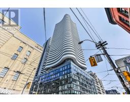3909 - 403 CHURCH STREET, Toronto, Ontario