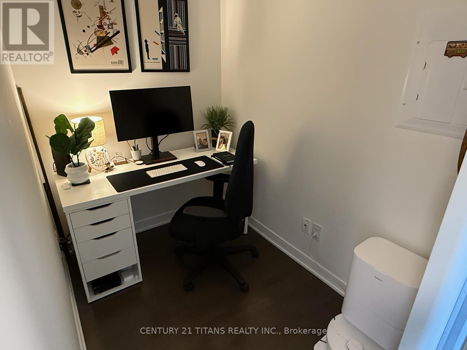 2015 - 88 Park Lawn Road, Toronto, Ontario  M8Y 0B5 - Photo 7 - W12790922