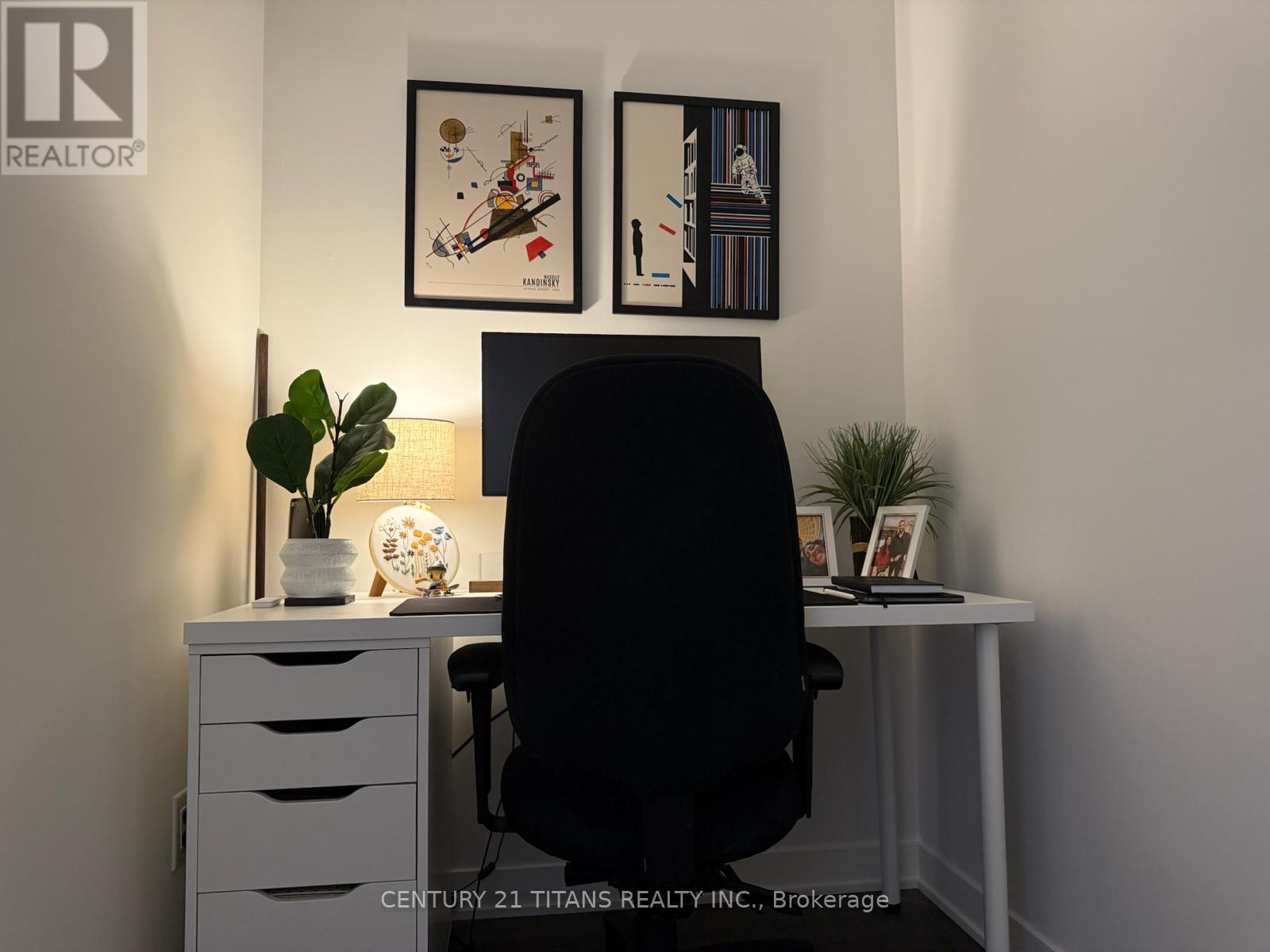 2015 - 88 Park Lawn Road, Toronto, Ontario  M8Y 0B5 - Photo 8 - W12790922