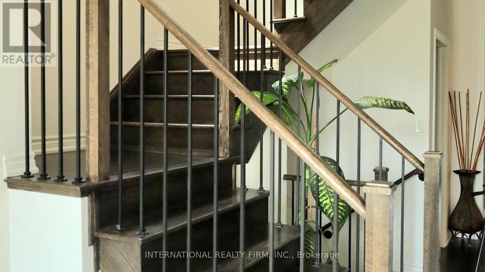 18 Hancock Crescent, Kawartha Lakes, Ontario  K9V 0P2 - Photo 12 - X12790930