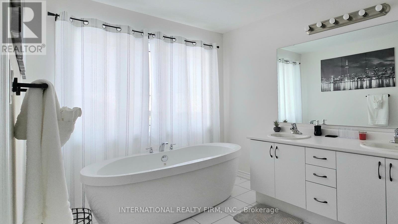 18 Hancock Crescent, Kawartha Lakes, Ontario  K9V 0P2 - Photo 19 - X12790930