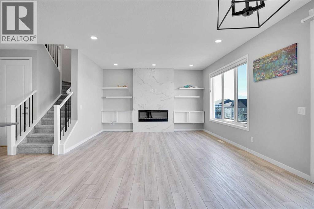 179 Lucas Heights Nw, Calgary, Alberta  T3P 1X4 - Photo 9 - A2286619