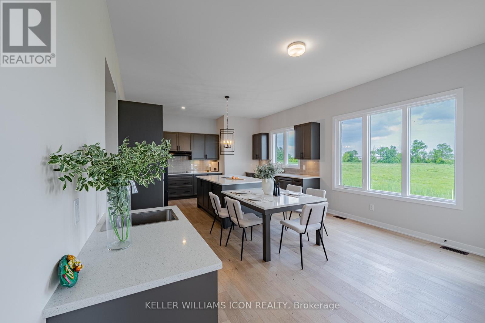 521 Elation Heights, Ottawa, Ontario  K2J 7M7 - Photo 8 - X12693586